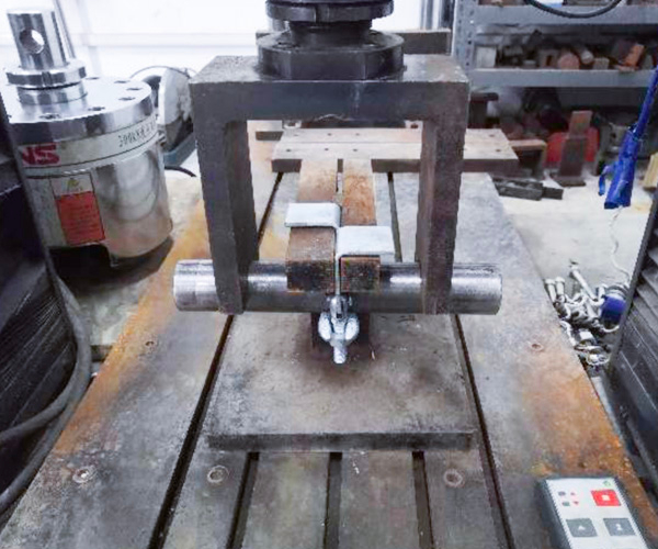 Platinenhalteklemme im Test