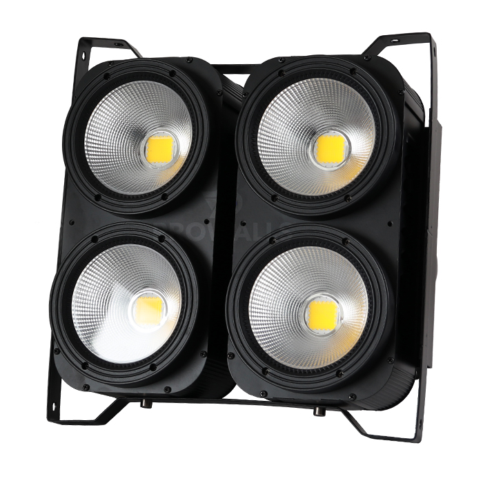 Luz LED de fondo estrobosc&oacute;pico Blinder 4x100W 5600K 3200K
